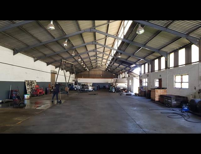 938M² FACTORY TO LET IN BLACKHEATH INDUSTRIAL